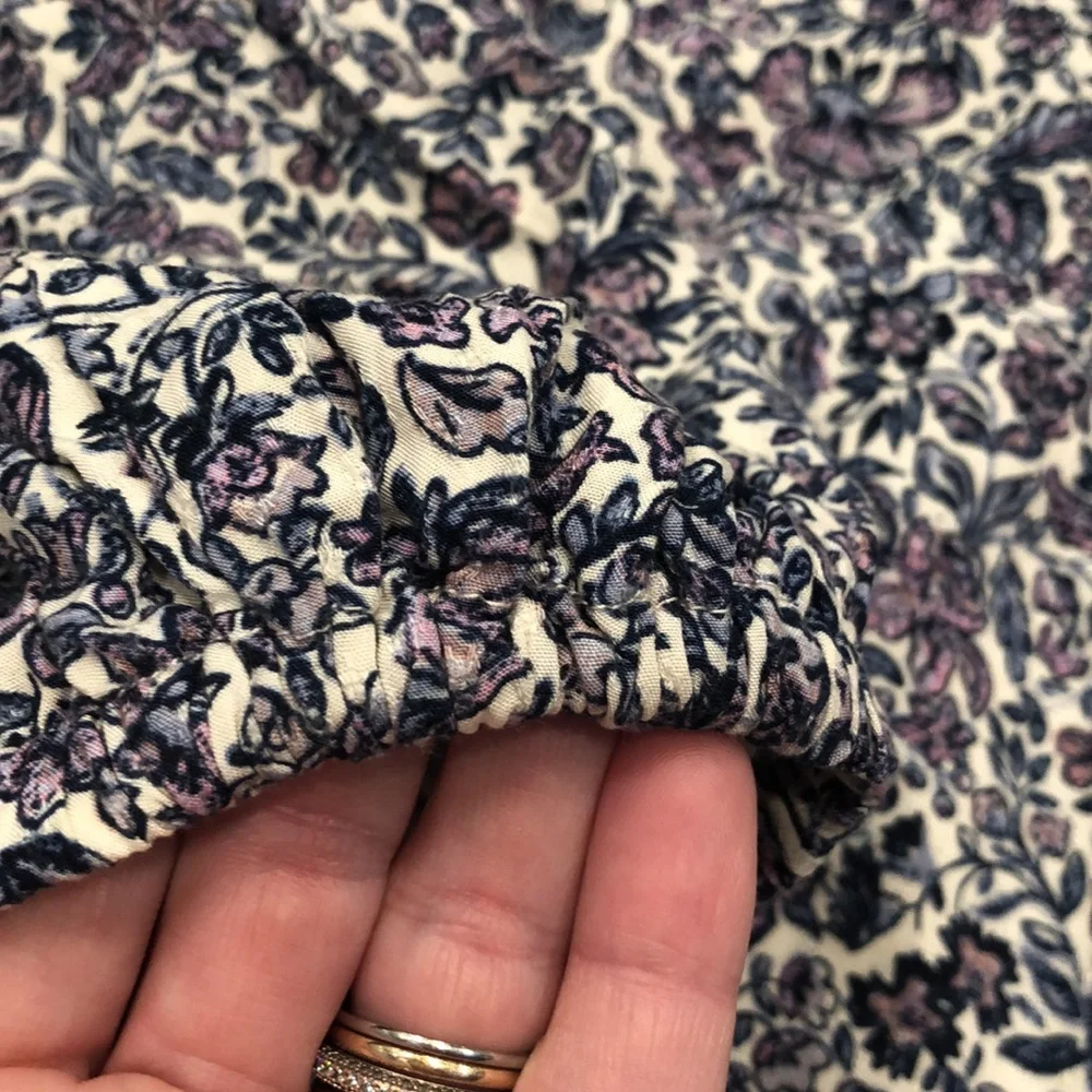 Universal Thread top - Picture 5 of 12